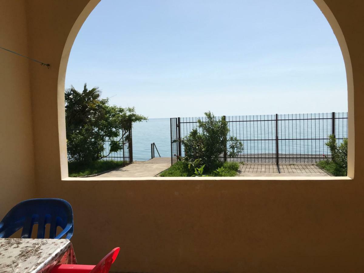 Davel Hotel Gagra Exterior foto